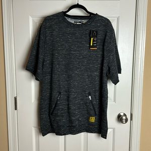 Under Armour Men’s short sleeve Sweatshirt
